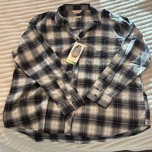 Women's Plaid Button Down Shirt